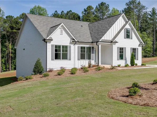 2308 Margaux Ct, Monroe, GA 30656