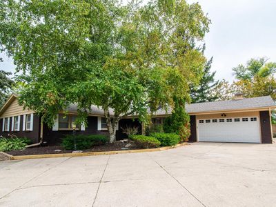 7412 North Boyd WAY, Fox Pt, WI, 53217