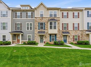 706 Bayside Ct, South Amboy, NJ 08879