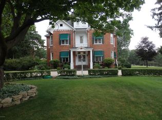 1825 Maple Rd, Manistee, MI 49660