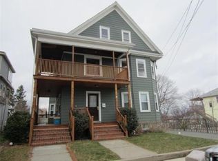 52 Apthorp St, Quincy, MA 02170