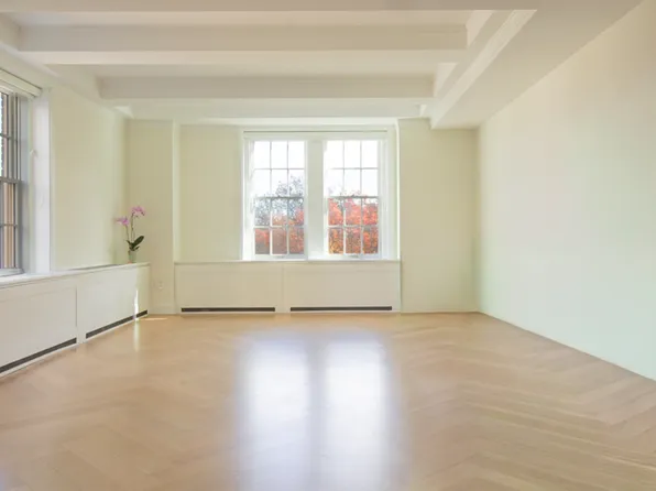 360 Central Park West image 4 of 18