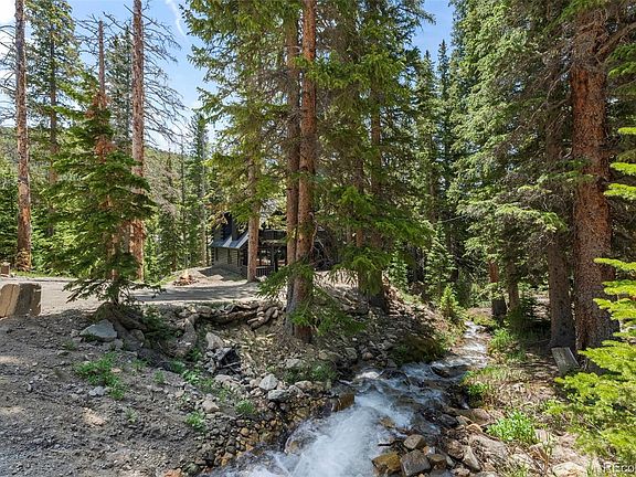 3rd image of 46 Silver Creek Road