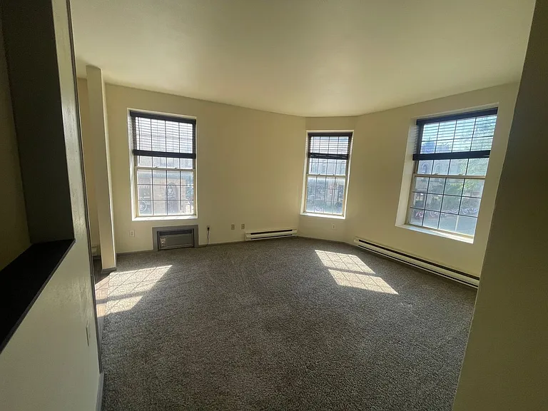 342-344 W. Main St (Commercial First Floor + 7 Apartments) — Photo 1