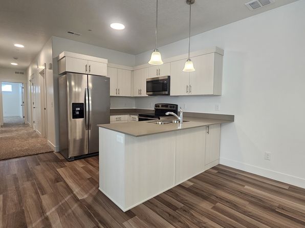 13687 S Hanley Ln #DD204