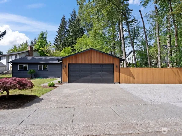 9516 57th Drive NE, Marysville, WA 98270