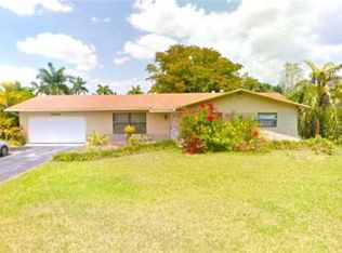 10915 SW 129th St, Miami, FL 33176