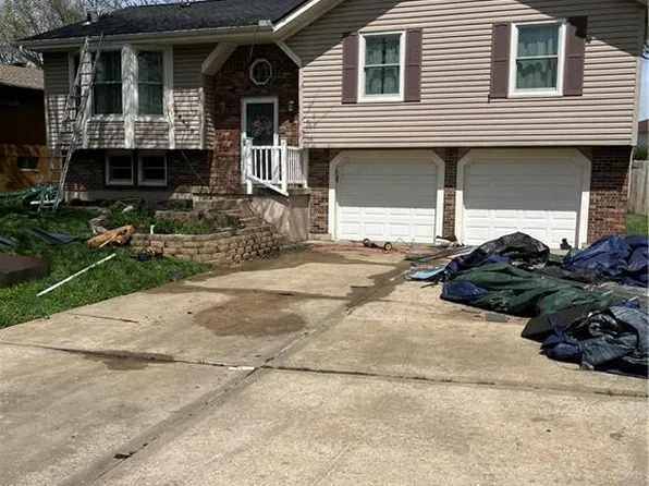 16403 Rebecca Ln, Belton, MO 64012