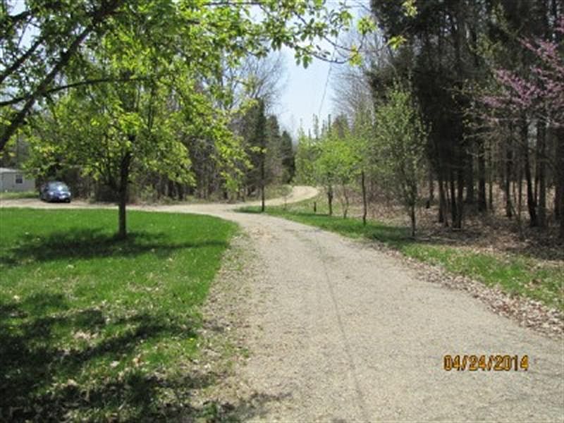 2nd image of 351 Winding Trail Ln