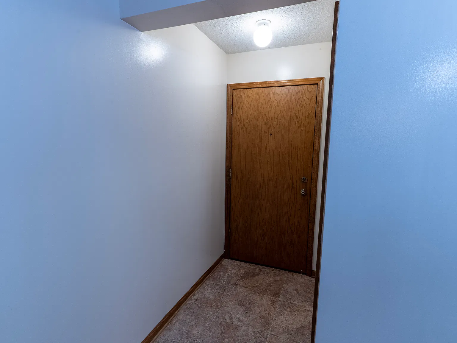 2 bed, 1069 sqft, $1,850 — Photo 2