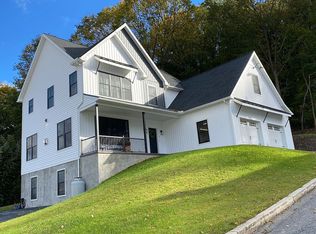 615 S 16 1/2 St, Reading, PA 19606
