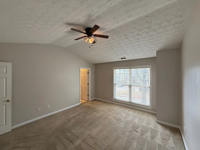 2034 Austin Park Cir — Photo 8