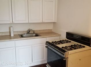 226 Weymouth Rd, Darby, PA 19023