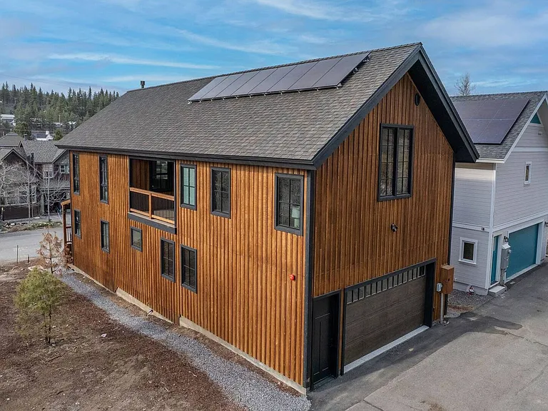 10085 SE River St — Photo 40