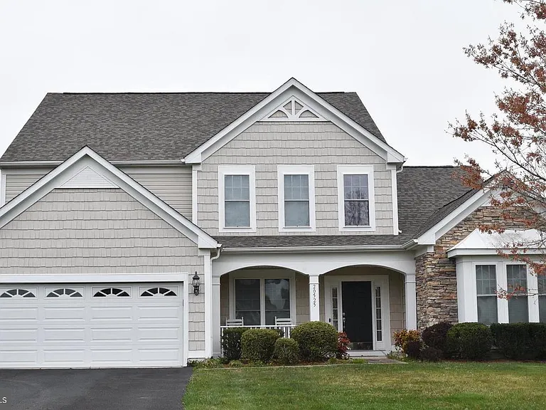 20525 Annondell Dr — Photo 1