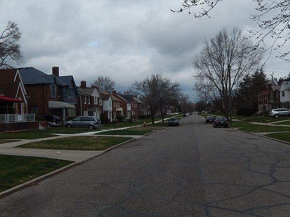 4th image of 18287 Northlawn St