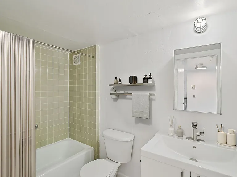 One North Fifth Apartments — Photo 41