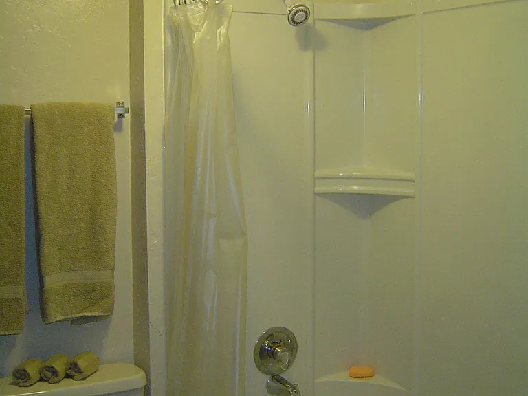 917 E Forest View Ave — Photo 12