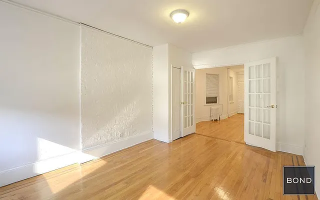 Rented by Bond New York | media 8