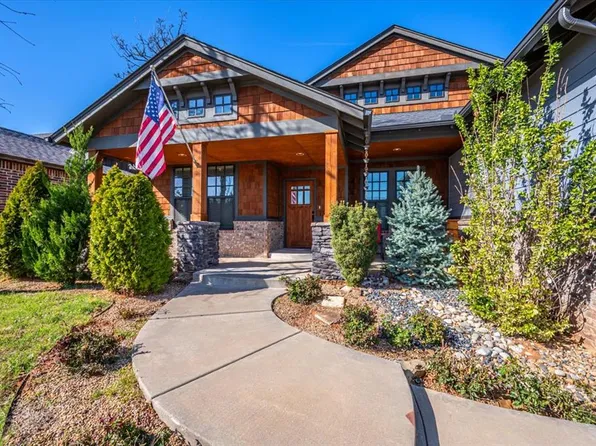 7201 Skipping Stone Dr, Edmond, OK 73034