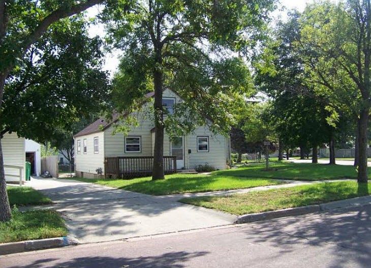 1232 S Wayland Ave, Sioux Falls, SD 57105 Zillow