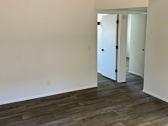 5th image of 1250 E 10th St #1201