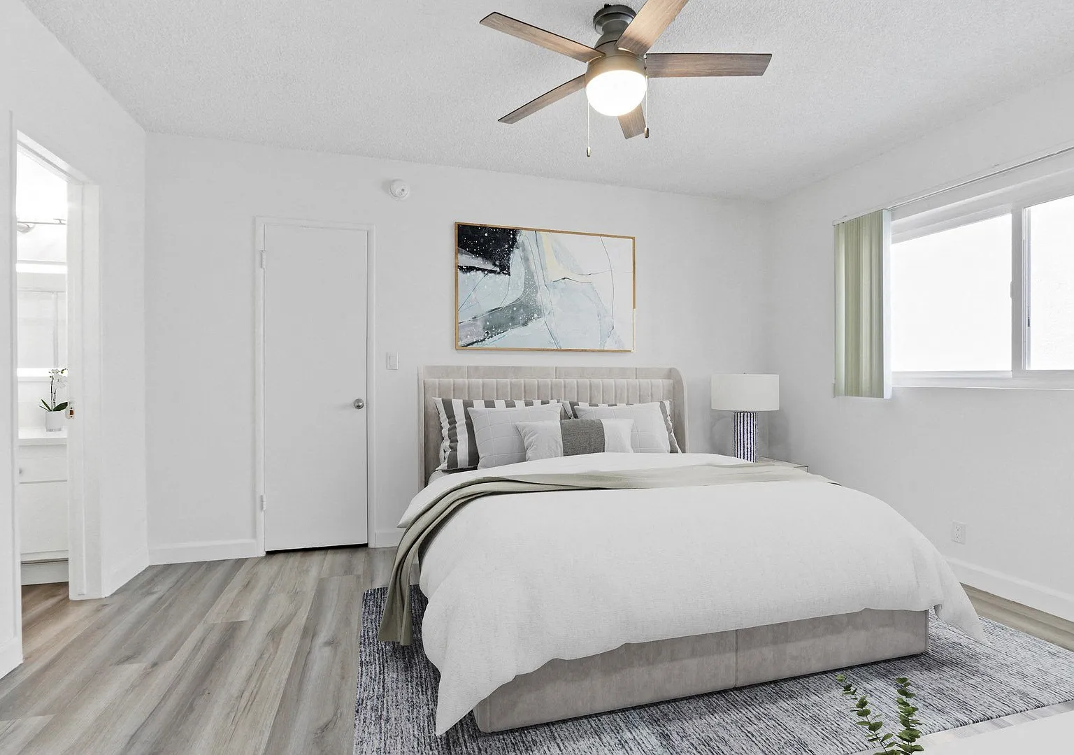 Sawtelle Apartments — Photo 2