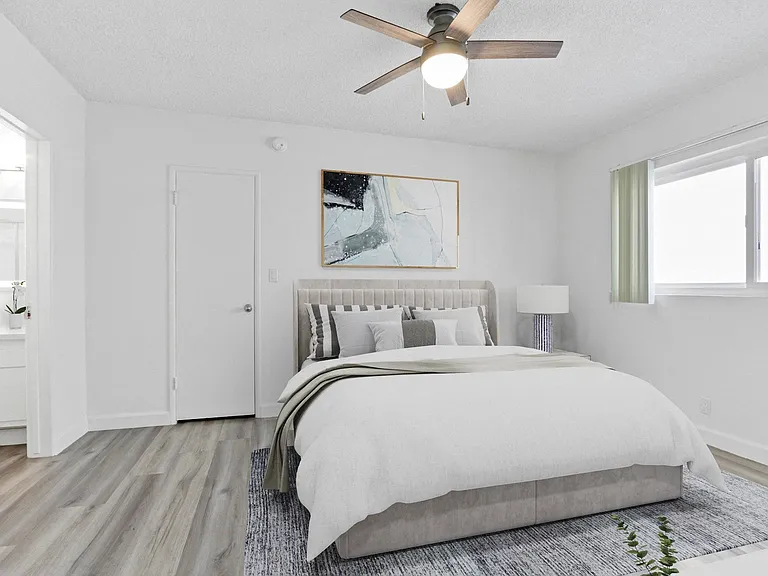2477 Sawtelle Blvd — Photo 3