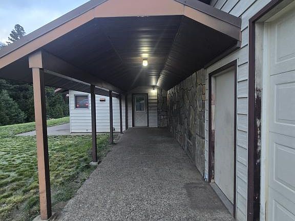 4th image of 11636 Lincoln Rd W