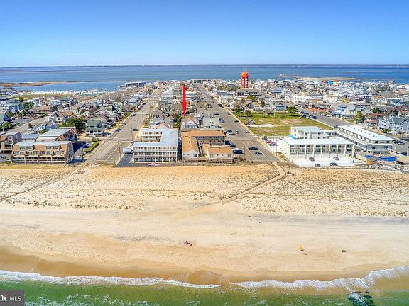 3rd image of 204 S Atlantic Ave #104