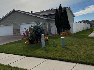 5256 48th Ave S, Fargo, ND 58104