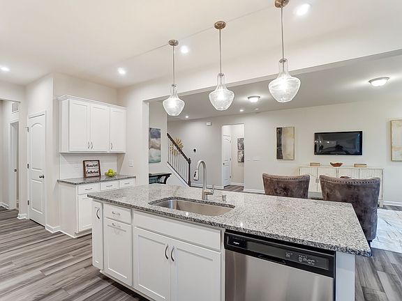 Photo Representation of staged Nolan plan. Colors, finishes and options will vary.