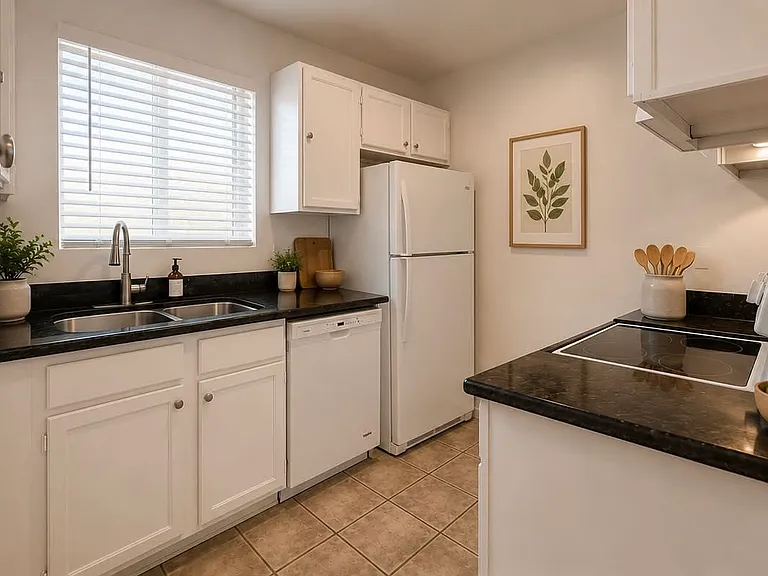653 W Guadalupe Rd #2019 — Photo 16