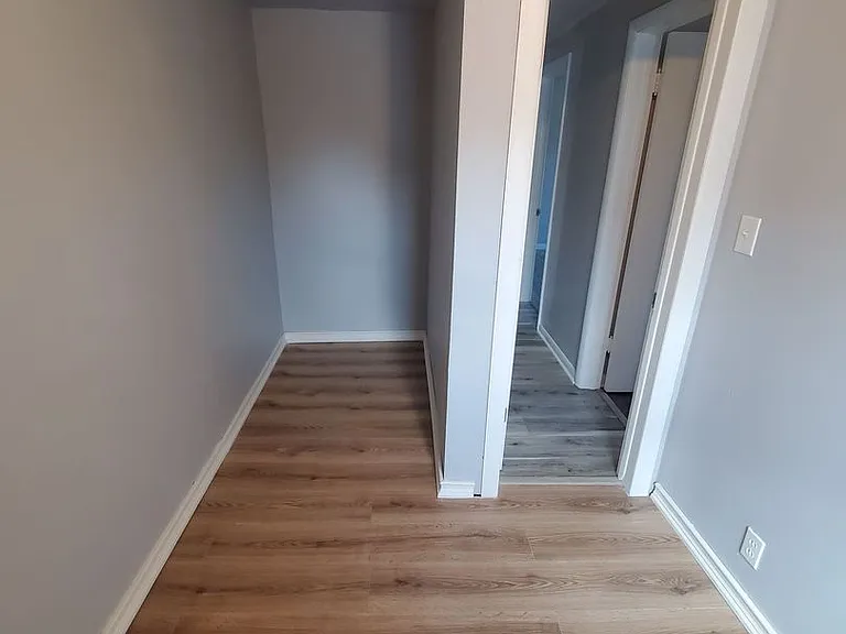 159 S 78th St. (Duplex) — Photo 4