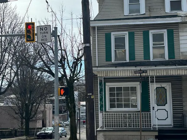 140 E Sunbury St, Shamokin, PA 17872