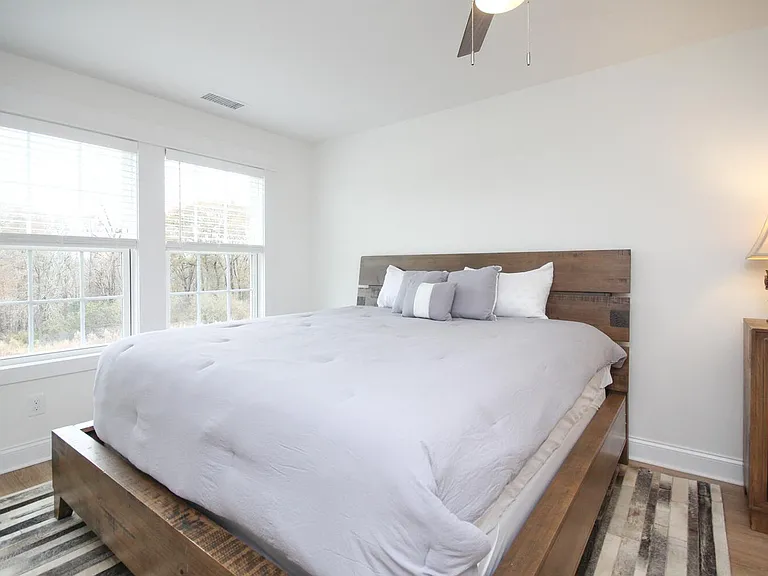 1076 Startown Rd — Photo 25