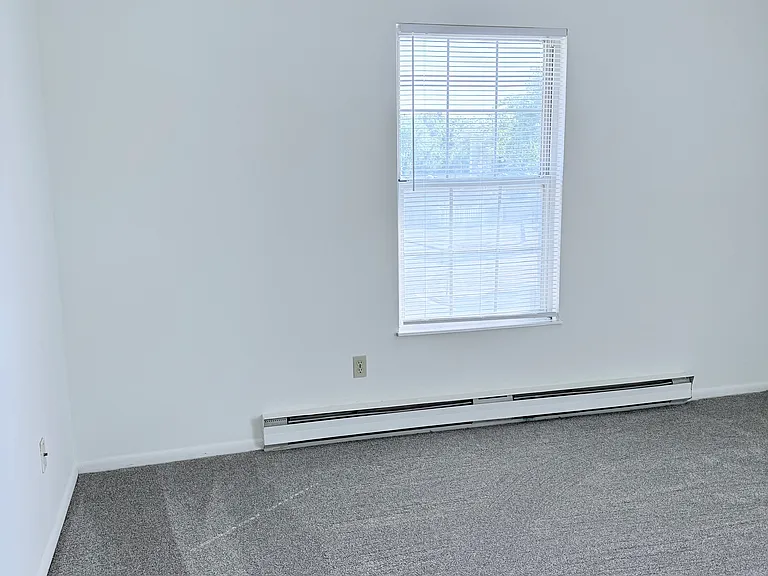 W Northwood Dr — Photo 10