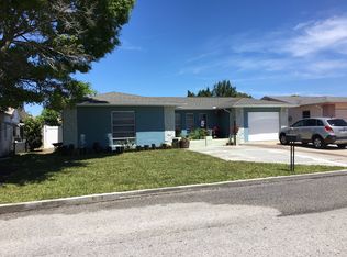 7521 Hawthorn Dr, Port Richey, FL 34668