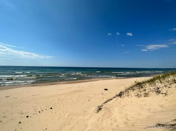 3743 W Michibay Dr, Manistique, MI 49854
