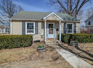 524 W South St, Stoughton, WI 53589