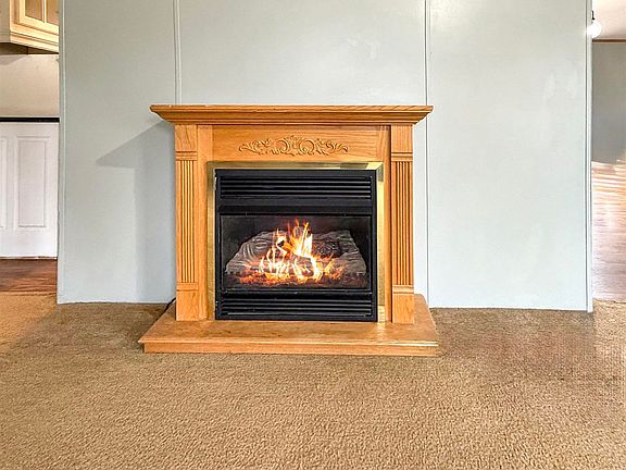 5th image of 144 Valley Oaks Dr