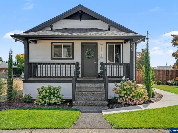 216 E Main St, Sublimity, OR 97385
