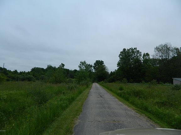 2nd image of 5324 104th Ave