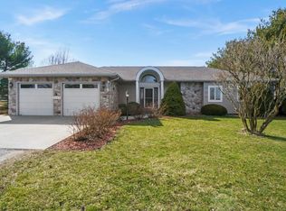 3123 S County Farm Rd, Warsaw, IN 46580