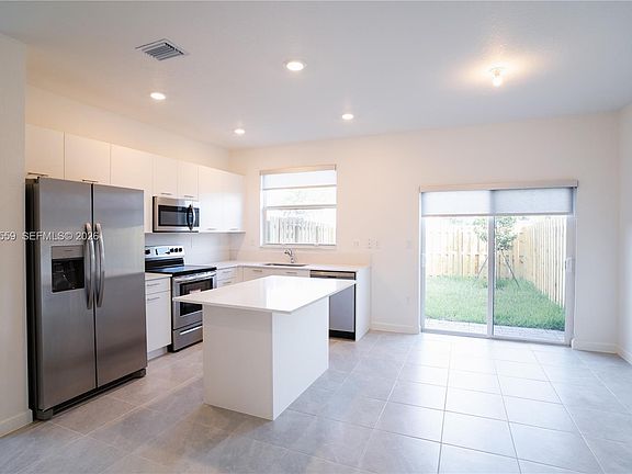 5th image of 12133 NW 23rd Ct