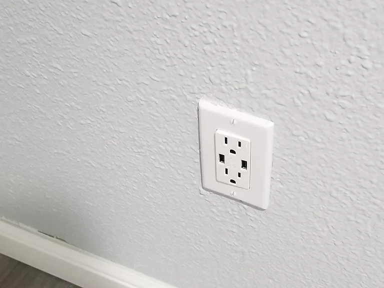 USB outlet for smart devices.