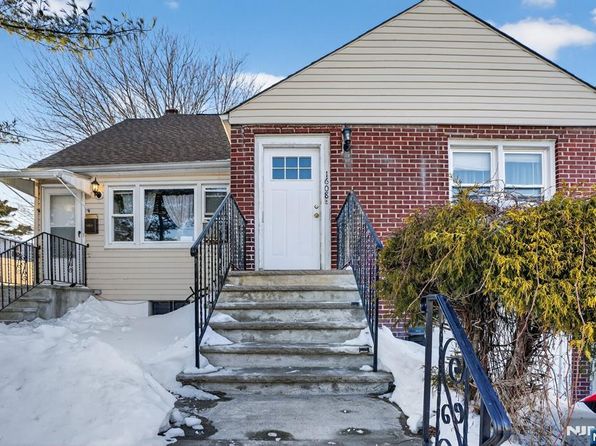 1608 Van Ness Ter #2