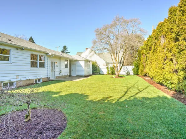 3410 SE 71st Ave #B, Portland, OR 97206