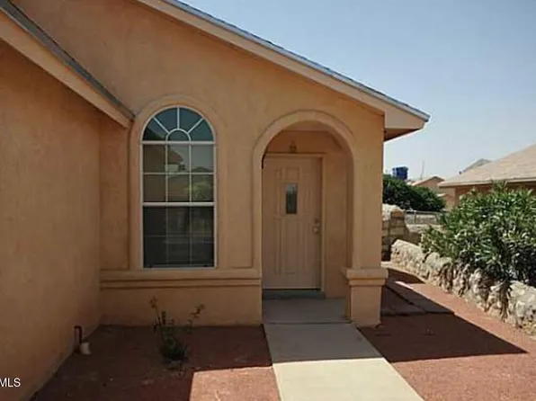 5281 Jose Cardenas Ln, El Paso, TX 79912