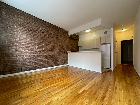 Rented by Douglas Elliman | media 5